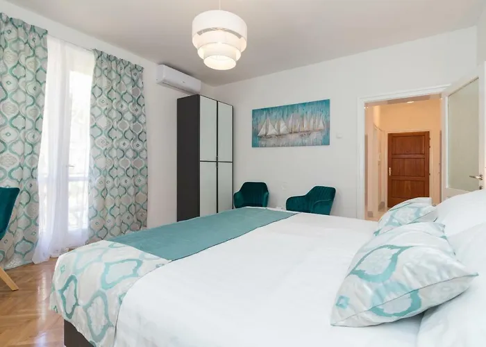 Deluxe Navis Lägenhet Zadar