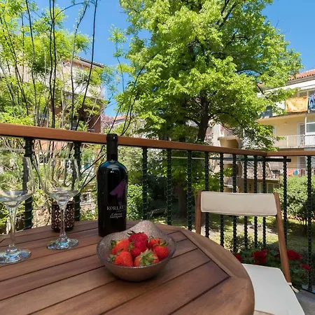 Apartment Deluxe Navis *